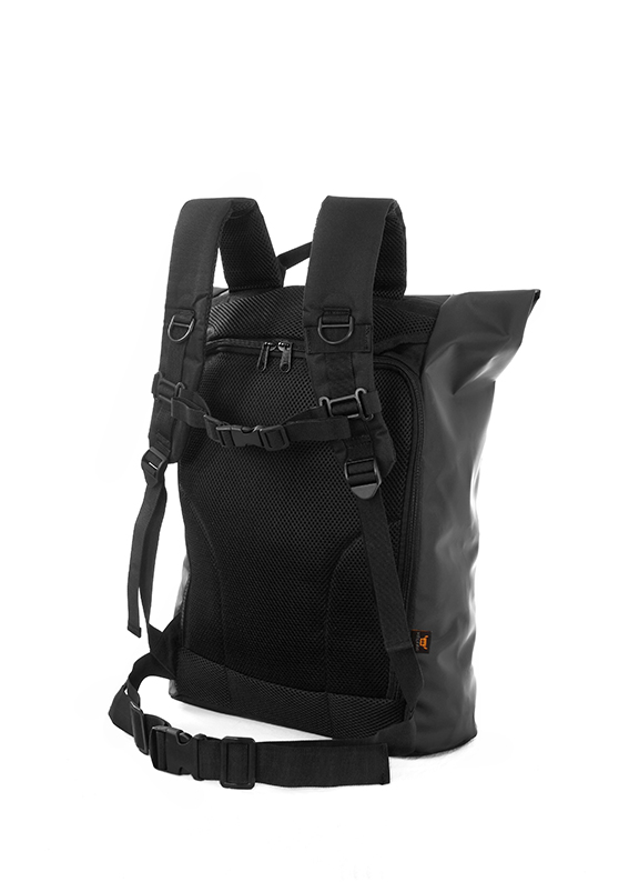 72dpi_RucksackRückseite(2)2795